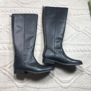 Frye and Co Jolie Back Zip boots Black
